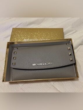 Michael Kors “Karla” Gray Saffiano Leather Studded Trifold Wallet BNIB